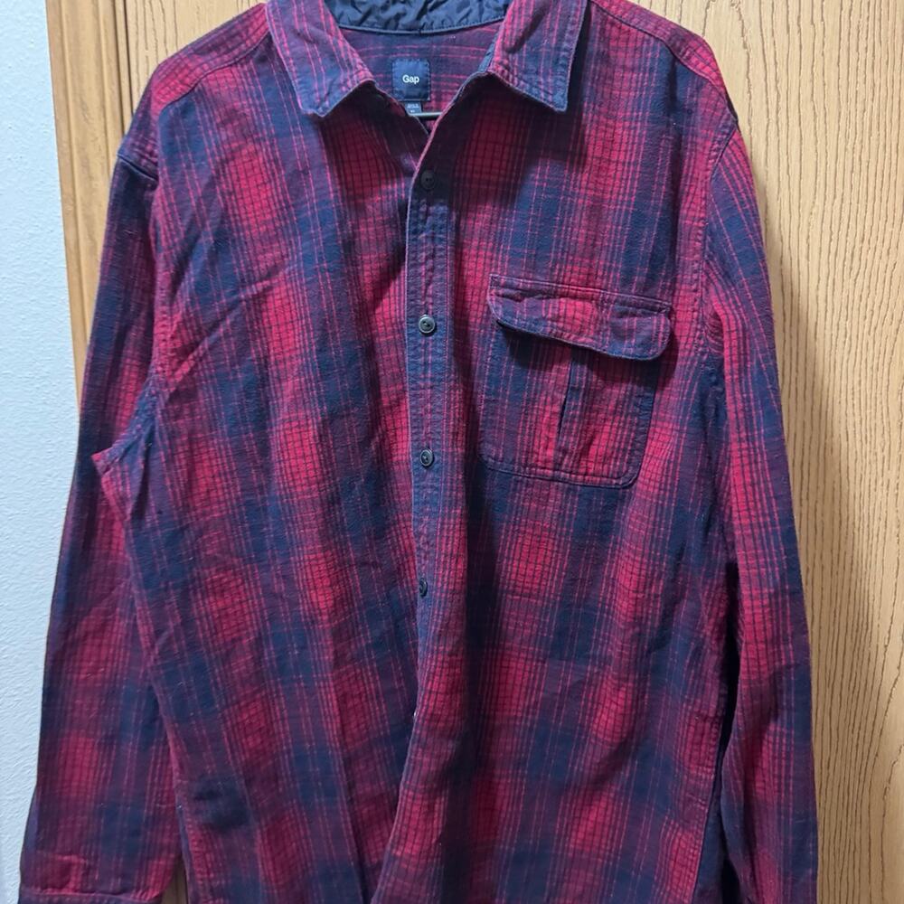 Gap button up flannel shirt size XL